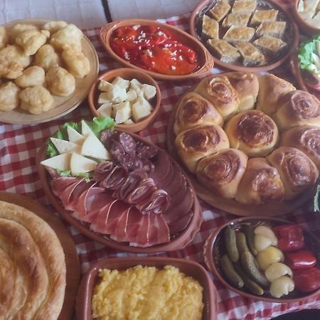 Rural Tourism/Ruralni Turizam Kisin Hotel Требине Екстериор снимка